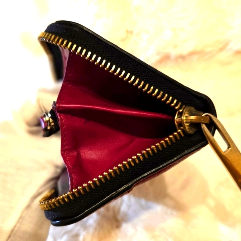 Burberry Red Textured Leather Wallet with Zip Closure - Picture 7 of 8